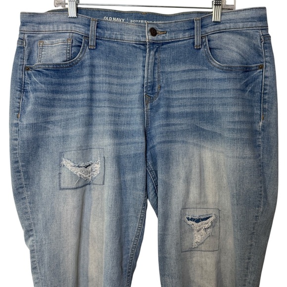 Old Navy Boyfriend Skinny distressed light wash denim jeans women’s 14 Regular - Picture 3 of 10